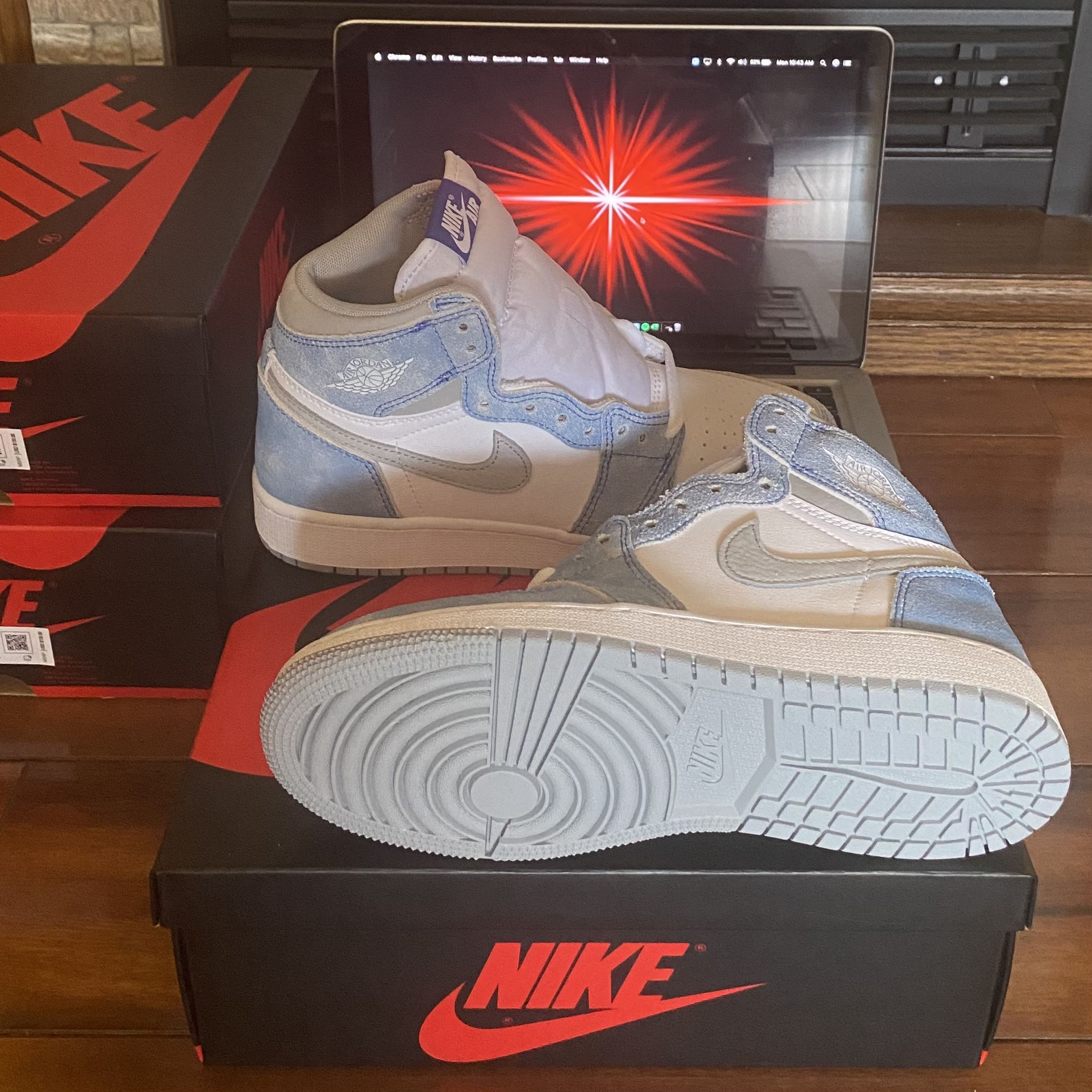 hyper royal 1 in stores