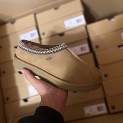Brand New UGG Tasman Chestnut Women Size 6,7,8,9