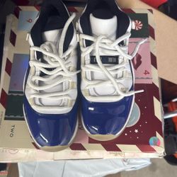 Lightly Used Jordan 11 8.5W Or 7 Youth