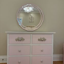Stunning Custom Made Dress With Custom Made Mirror! Custom Bling Knobs - Quality Furniture 