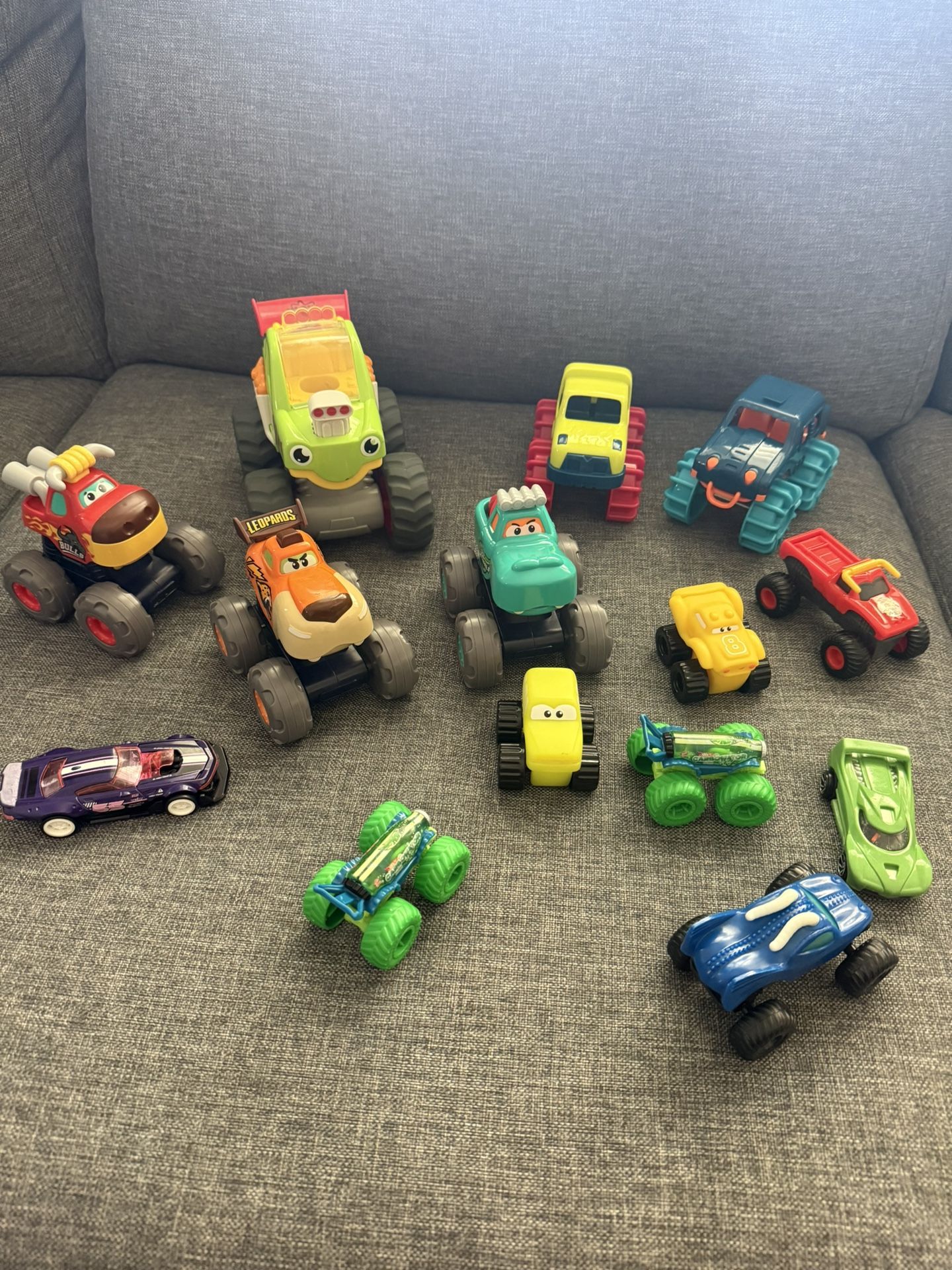 Cars (toys)