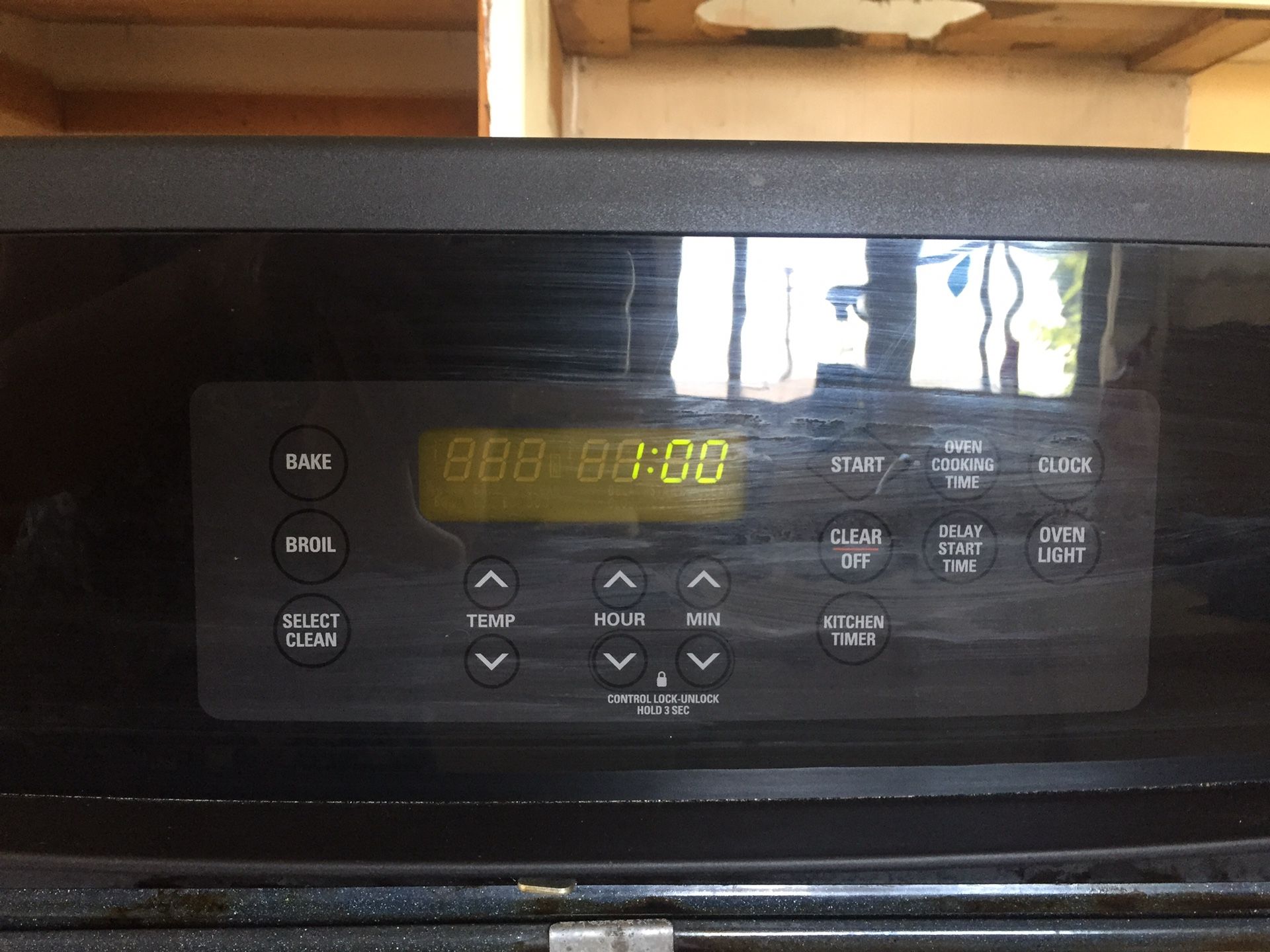 KENMORE Black Oven for sale works great from a remodel we don’t need it!!!