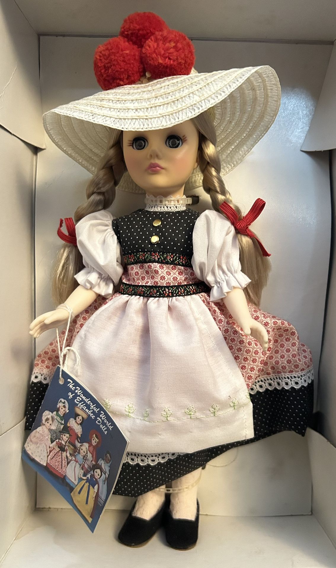 International Porcelain Doll; Germany π©πͺ