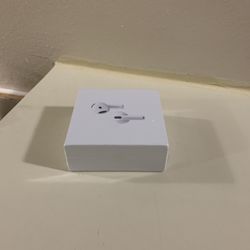 AirPods 4th gen