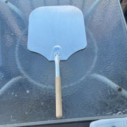 Aluminum pizza spatula with wooden handle