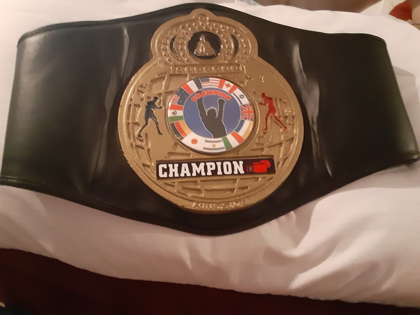 Ringside deluxe champion belt