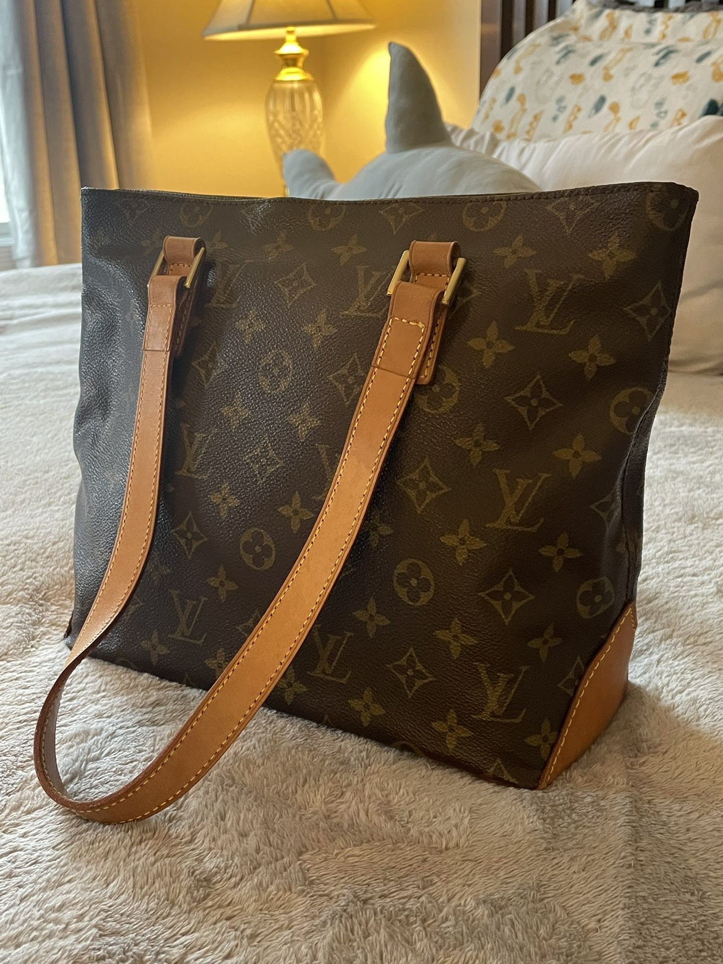 Louis Vuitton Mezzo Pm Size Monogram