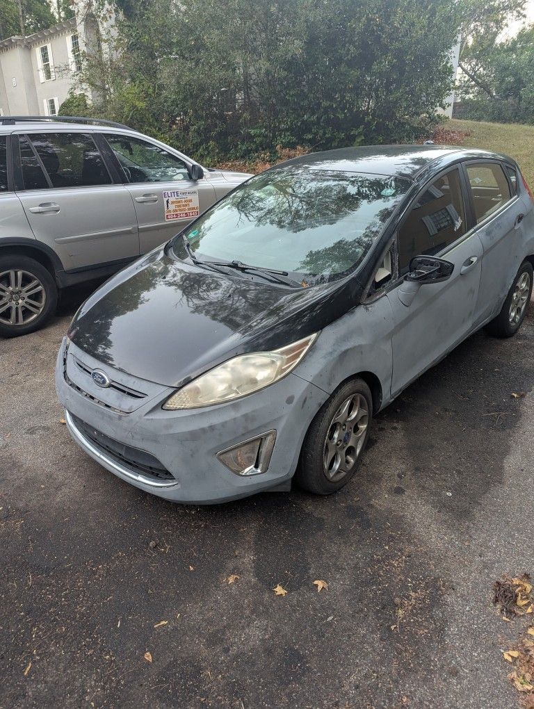2012 Ford Fiesta
