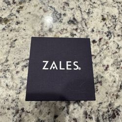 Princess -Cut Diamond Stud Earrings 