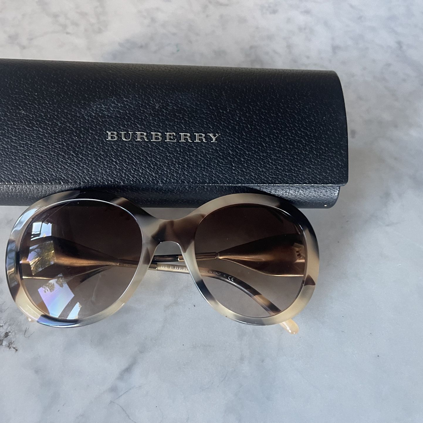 Burberry Sunglasses 