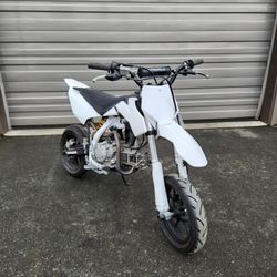 150cc 4spd YCF super moto pitbike