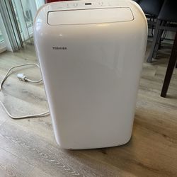 FLASH SALE! Toshiba  Portable Air Conditoner 