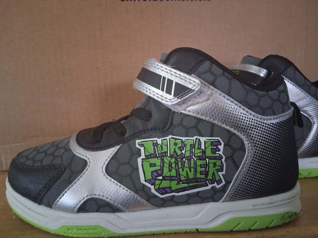 Size 4 Boys Shoes Like New. Wore 1x.