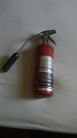 1975 Fire Extinguisher