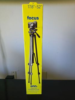 Tripod with Smartphone Cradle