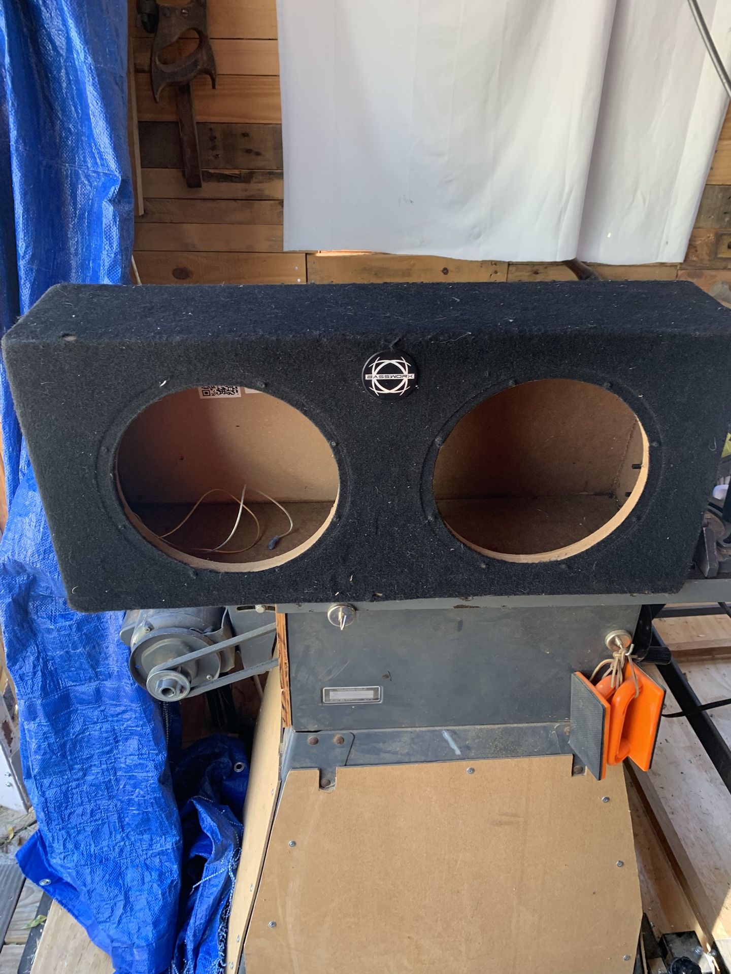 double ten inch subwoofer box