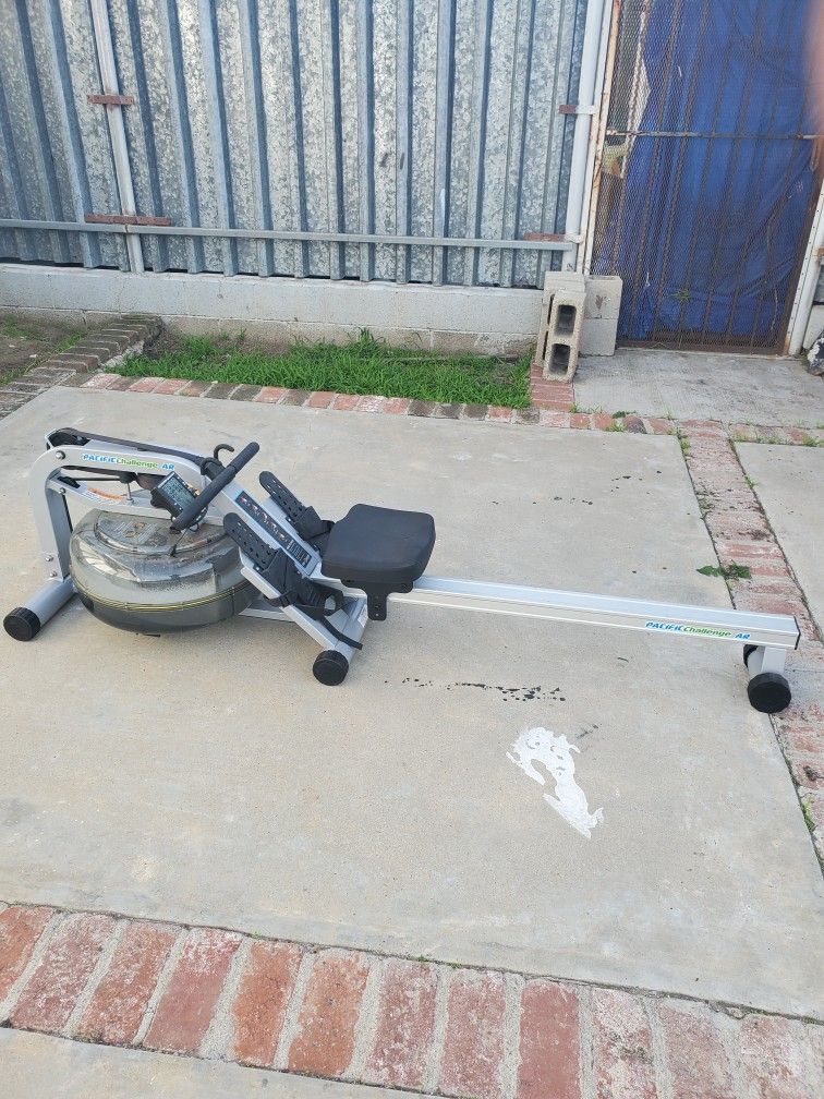 Fitness Pacific Challenge AR Rower (Delivery Available)