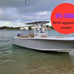 2019 3 Sportsman Heritage Platinum  center console boat