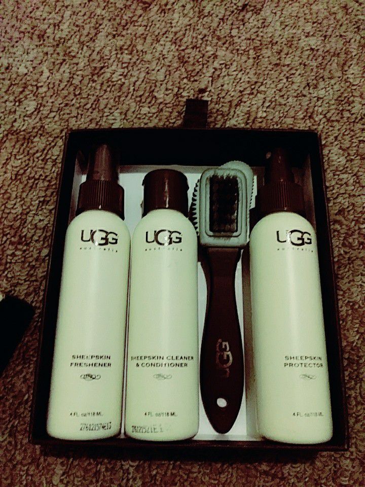 Ugg cleaning kit