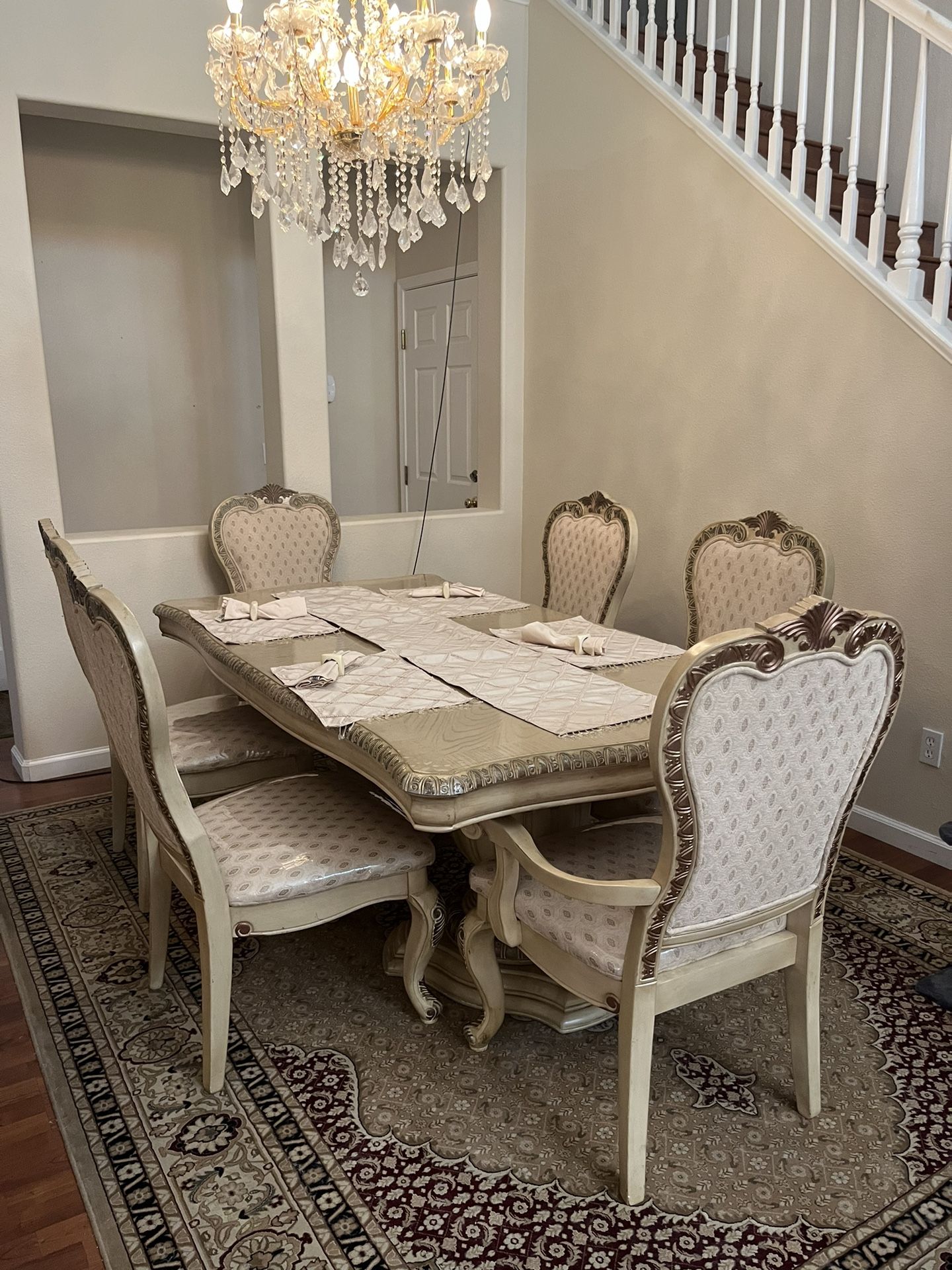 Dining Table Set