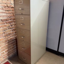 5‑Drawer Vertical File Cabinet – Light Gray Metal