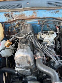 Datsun 620 L20B engine with 4 speed manual trans