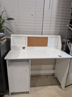 White desk size: 35.4''W x 18.1''D x 34''H