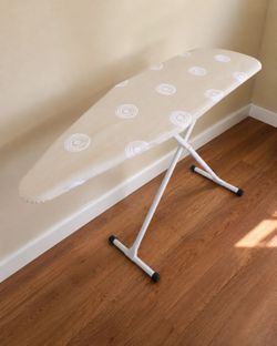 Iron stand new condition $10