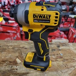 DEWALT 20V CORDLESS IMPACT BRUSHLESS $99