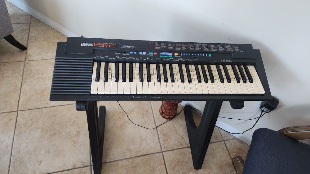 Yamaha PSR-2 KEYBOARD SYNTHESIZER