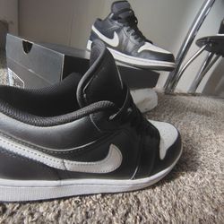 Nike Air Jordan 1