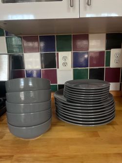 Gray Dinner Plates and Bowls Set