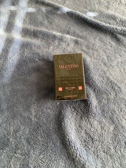 Valentino perfume