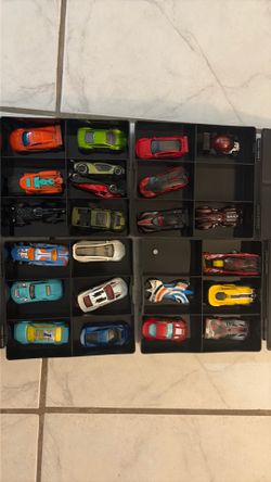 a bunch of hotwheel cars