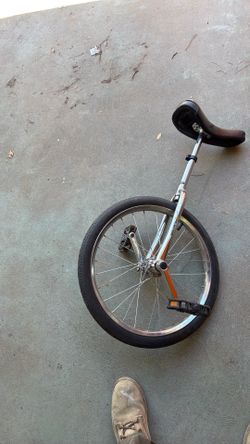 Uni cycle