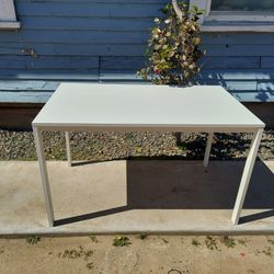 Ikea Vihals Table