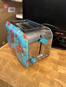 Pioneer women toaster