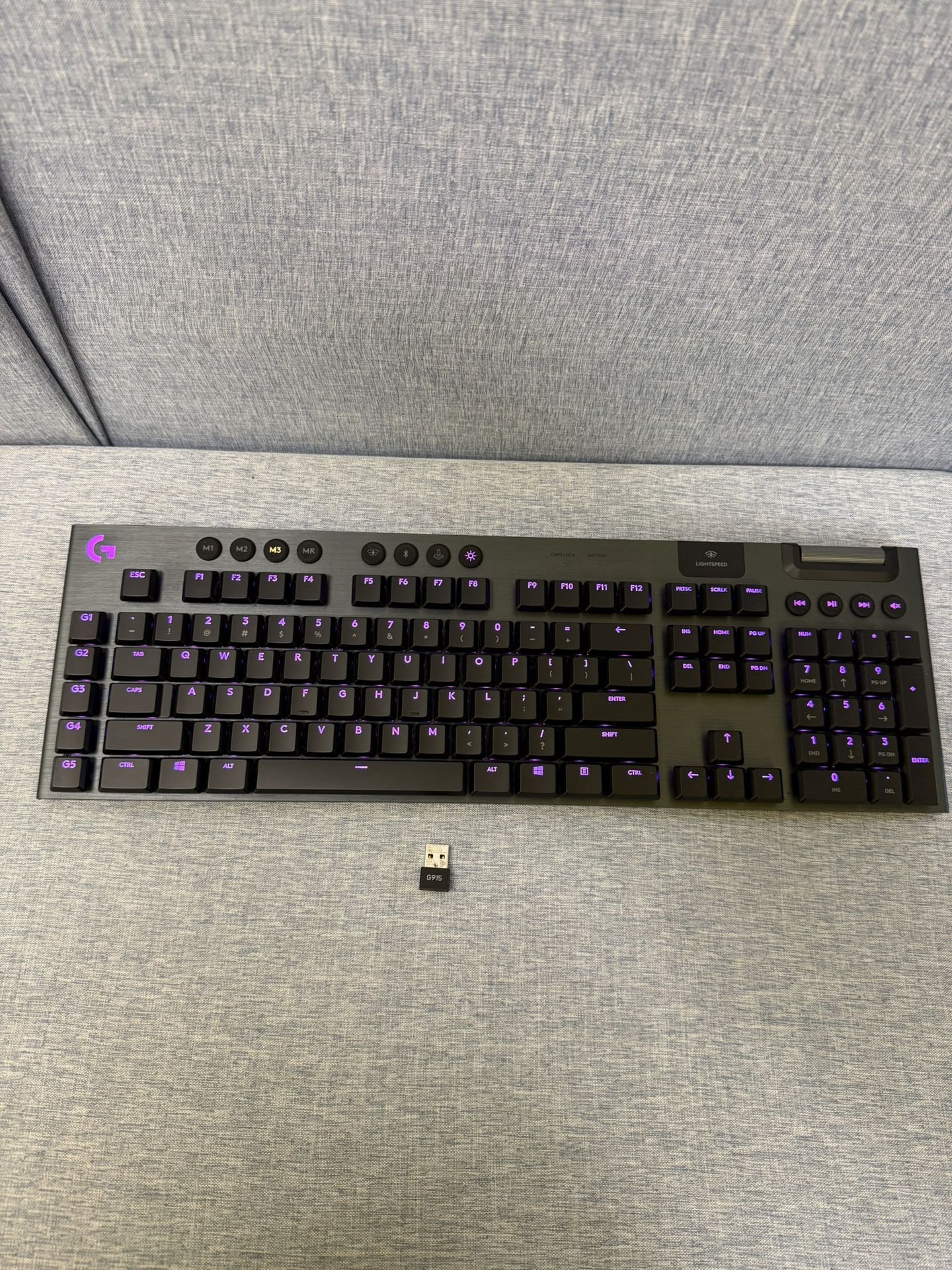Logitech G915 LIGHTSPEED Wireless RGB Mechanical Gaming Keyboard