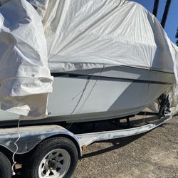 1989 Starfire 245 Fisherman