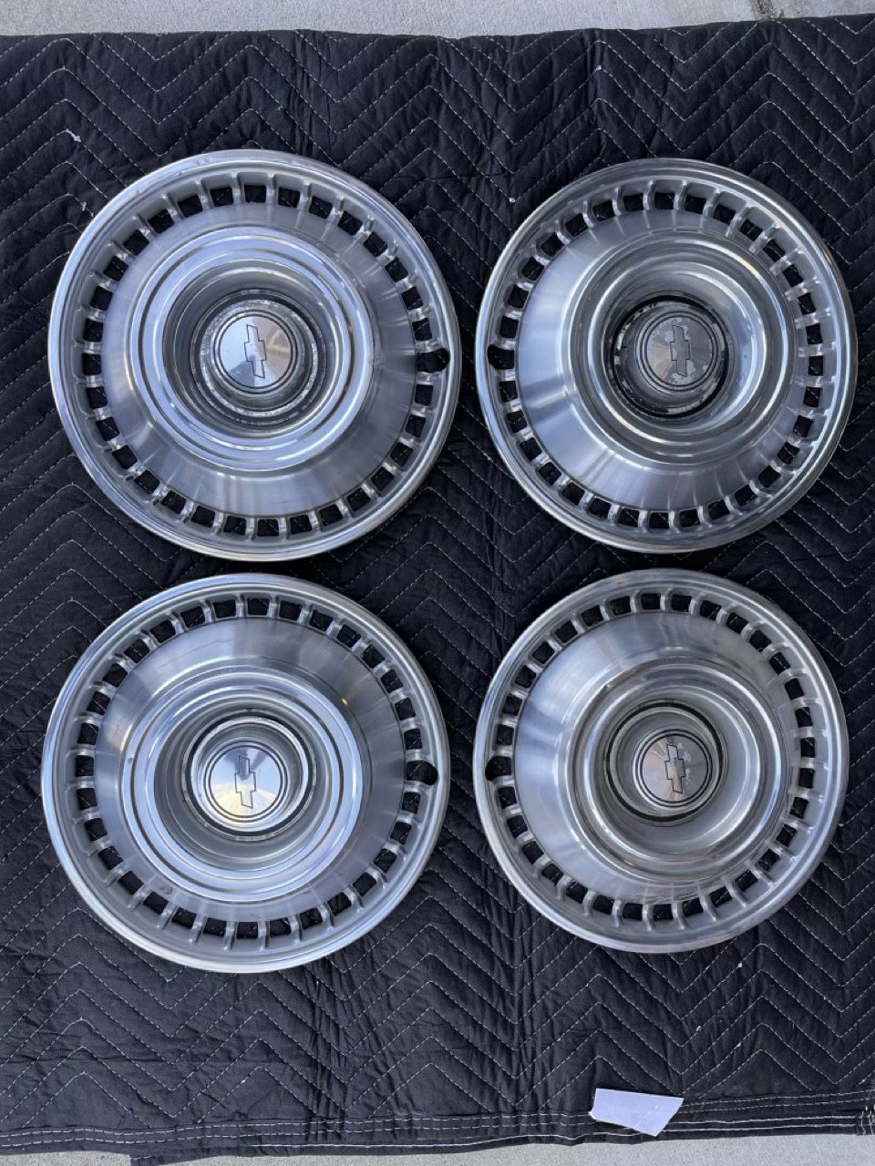 Mid60's Chevy Hubcaps, set of 4 for Sale in San Diego, CA OfferUp
