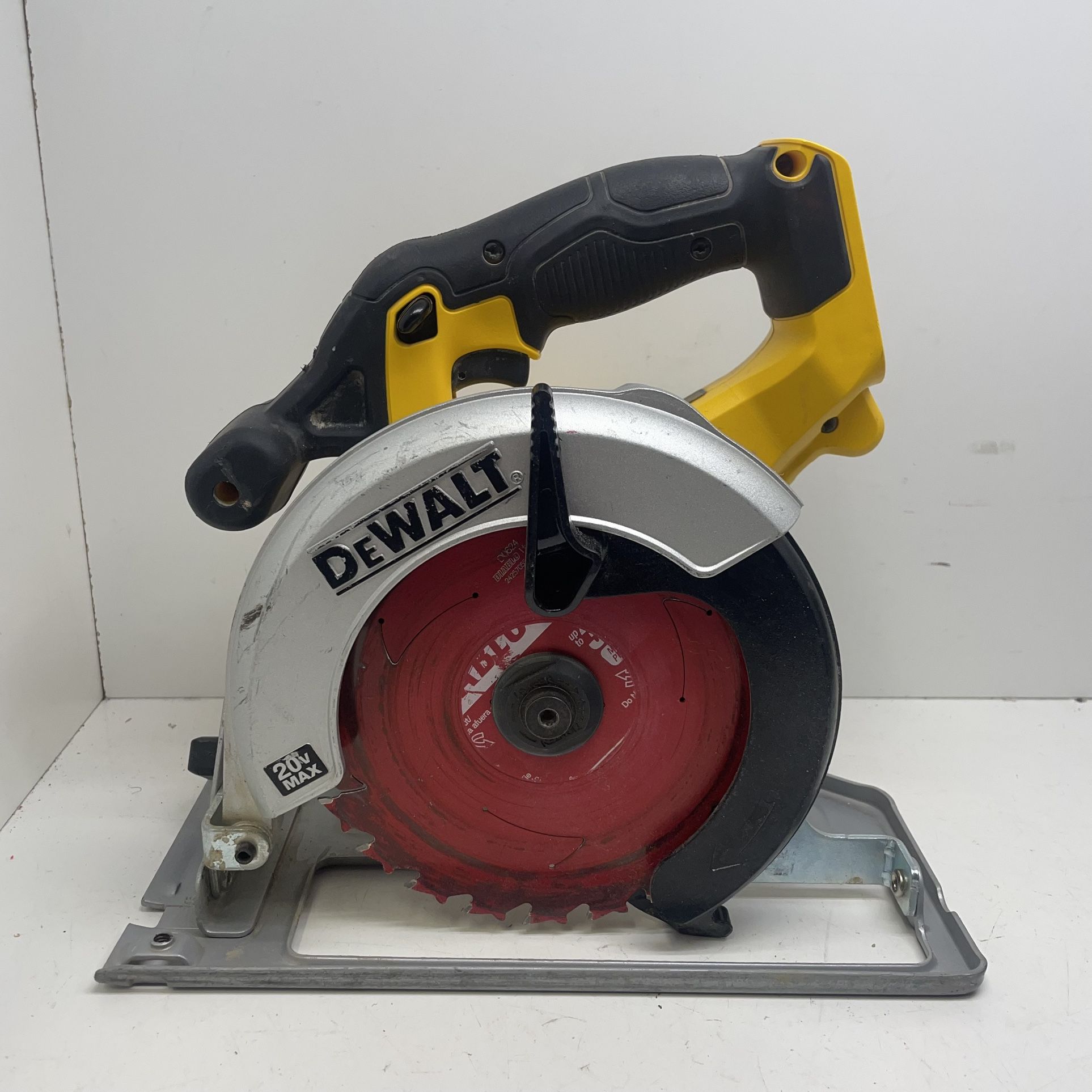 Dewalt 20v Circular Saw 203083