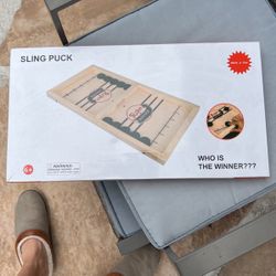 Sling Puck Game