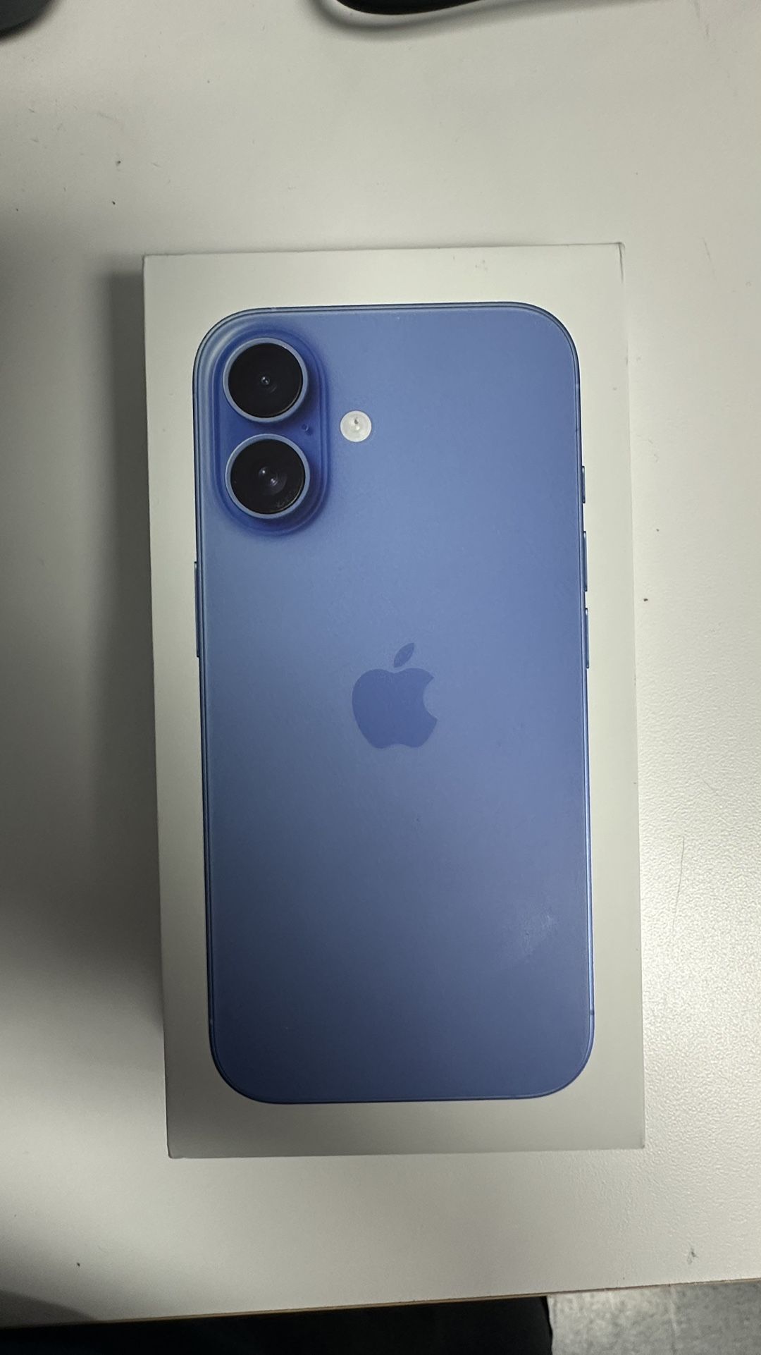 iPhone 16