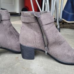 Women's Boots
