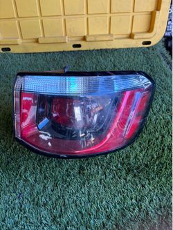 2018 Jeep Compass Passenger/Right Side Tail Light
