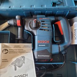 Makita 1 1/8 Corded Rotary Hammer Drill $220 Firm 