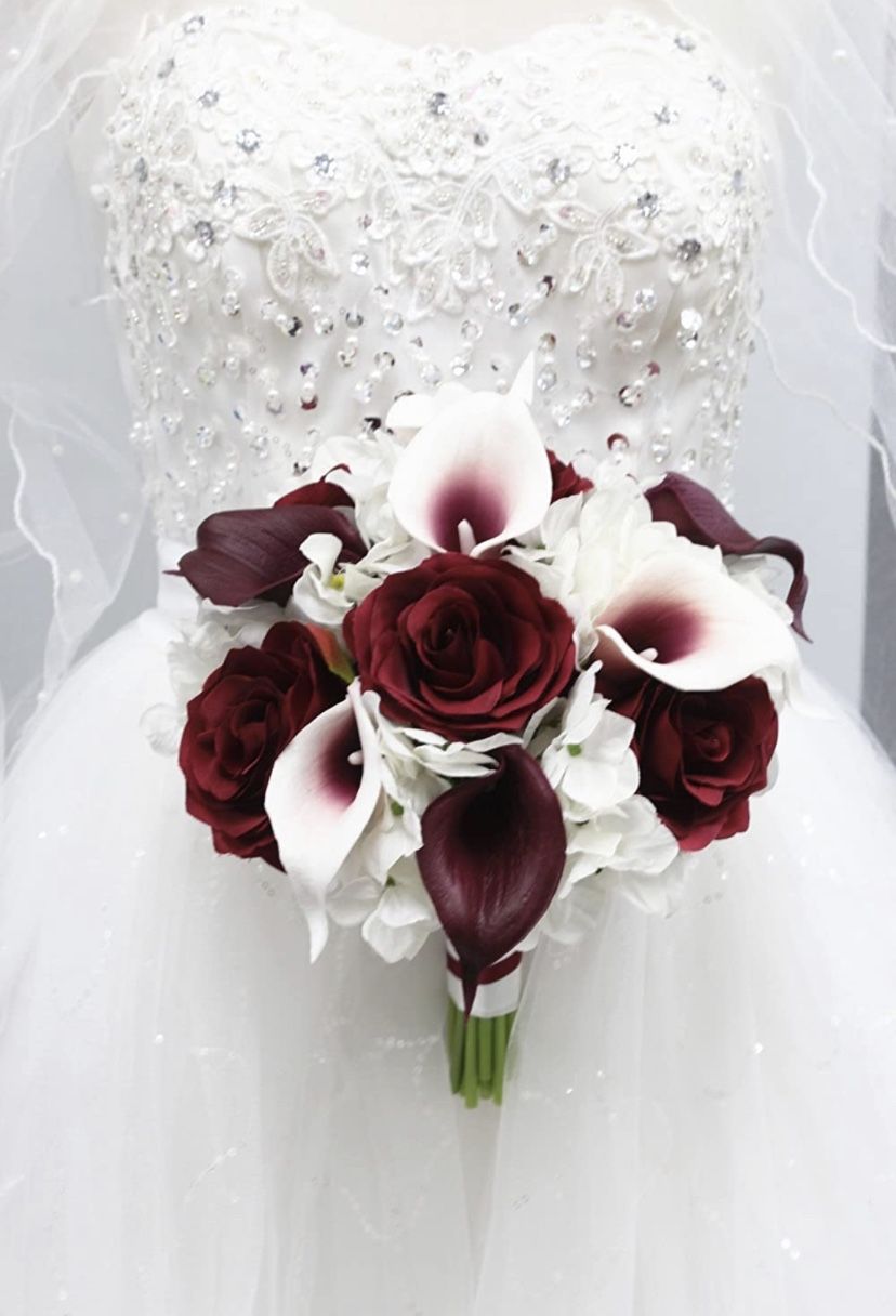 Bridal Boquet And Matching boutoniere