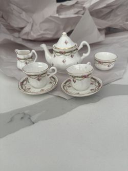 Vintage Sheltonian English Bone China Mini Doll Tea Set