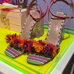 Betsey Johnson Quinta Heels 9.5 