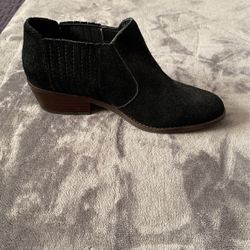 Suede Body Type Shoe